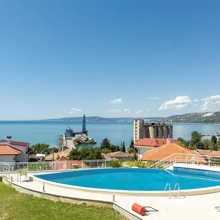 Luxury Calithea-balchik, Free Parking